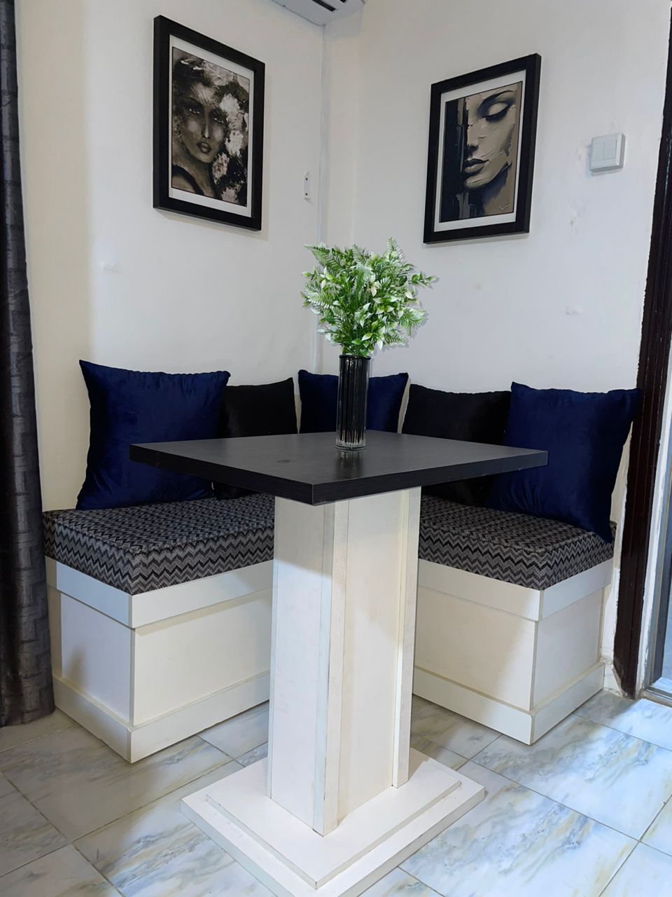 Contemporary dining space